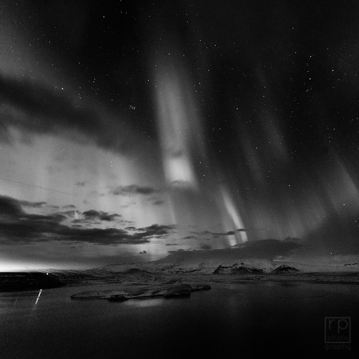 Auroras14 0103 BW2c